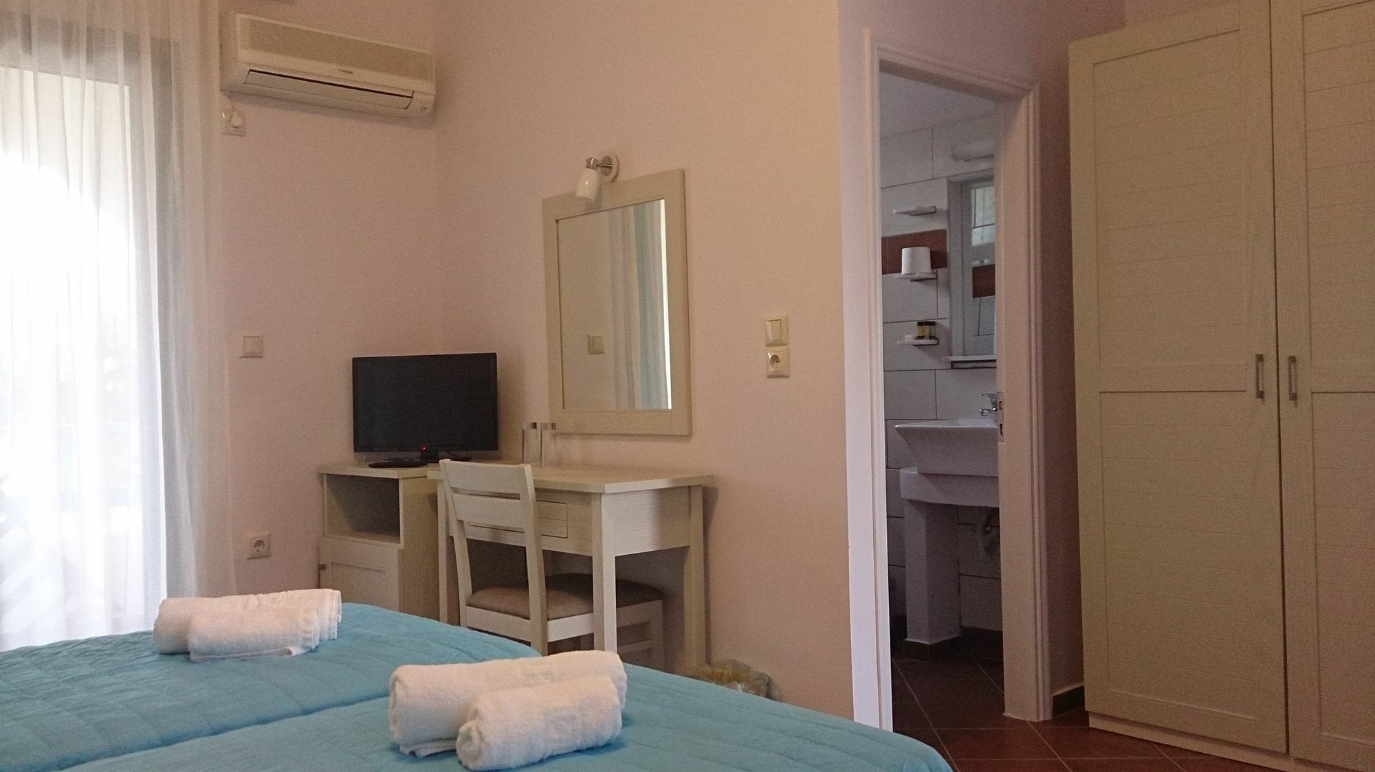Skiros Palace Hotel Экстерьер фото